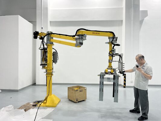 Floor‑mounted Pneumatic Assist Manipulator Arm 200kg Load for Server Cabinet Material Lifting Handling